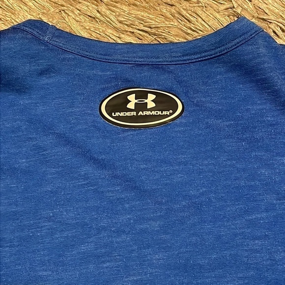 Under Armour Blue Loose Fit Short Sleeve Shirt - Picture 3 of 7